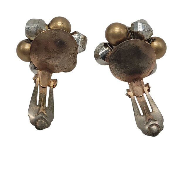 Vintage Gold & Silver Tone Cluster Clip-On Earrings Made In Hong Kong - Picture 9 of 9